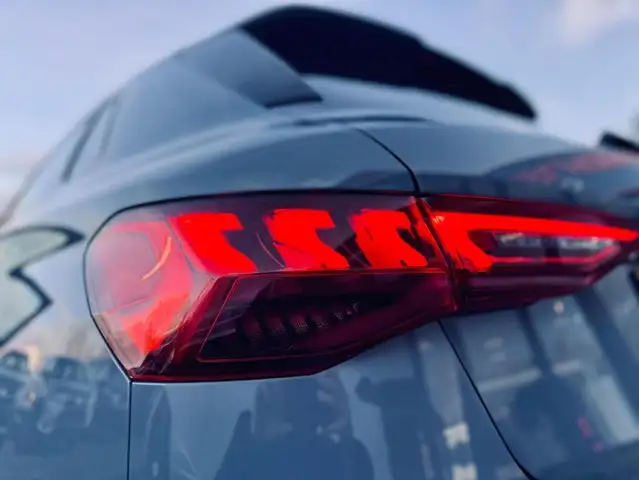 Audi RS3 view 11