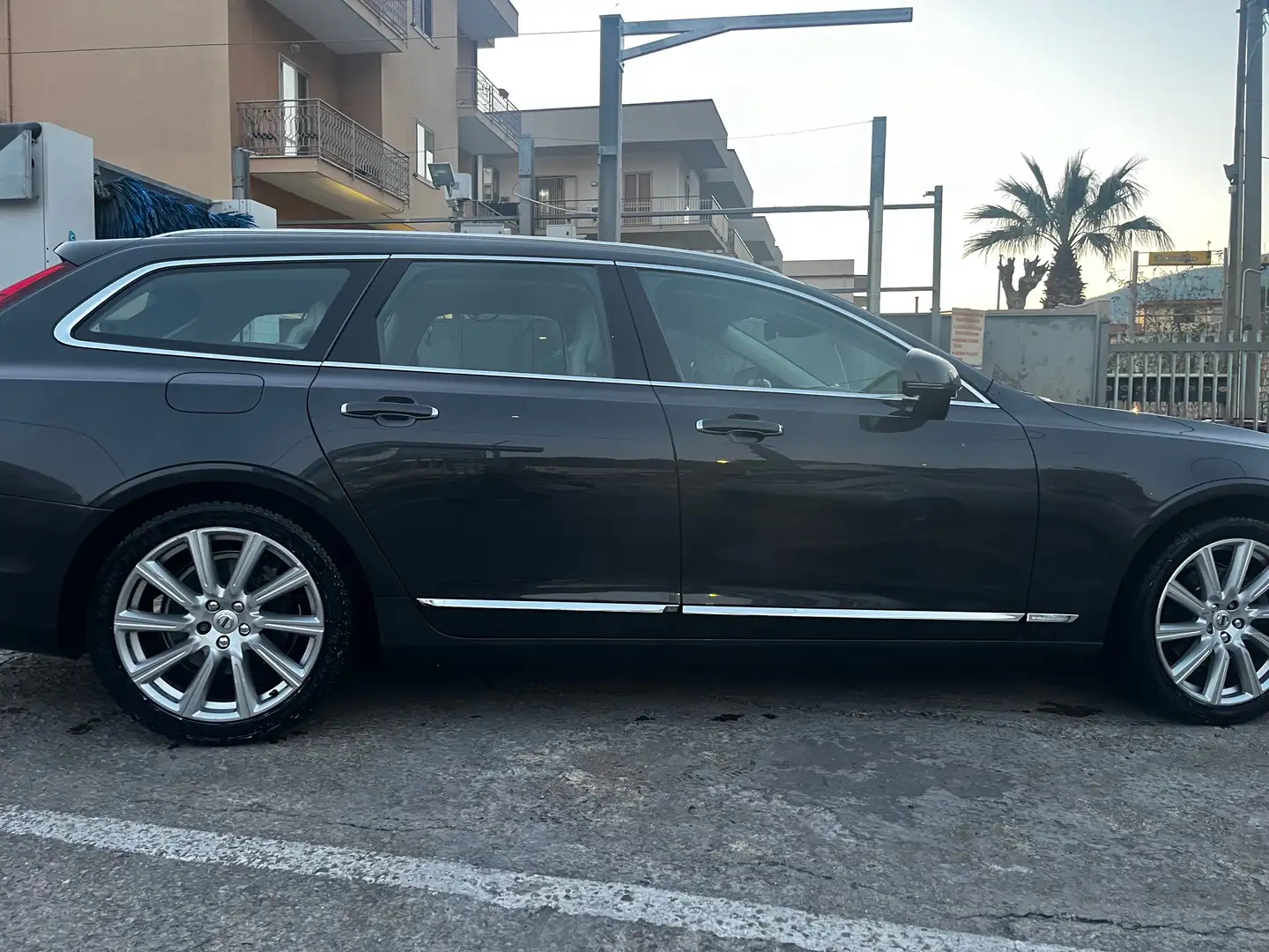 Volvo V90 2.0 d4 Inscription awd geartronic - 2