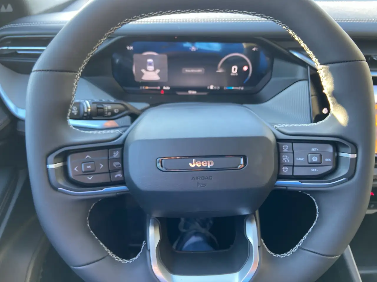 Jeep Cherokee снимка Jeep Cherokee