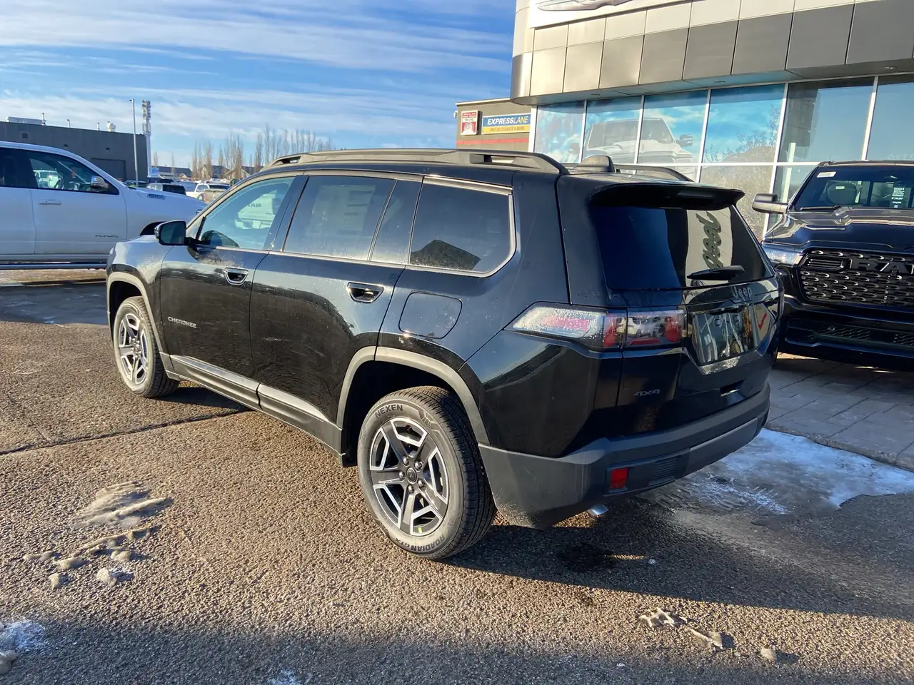 Jeep Cherokee снимка Jeep Cherokee