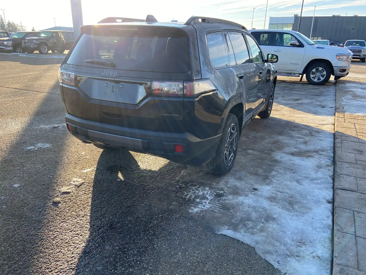 Jeep Cherokee снимка Jeep Cherokee