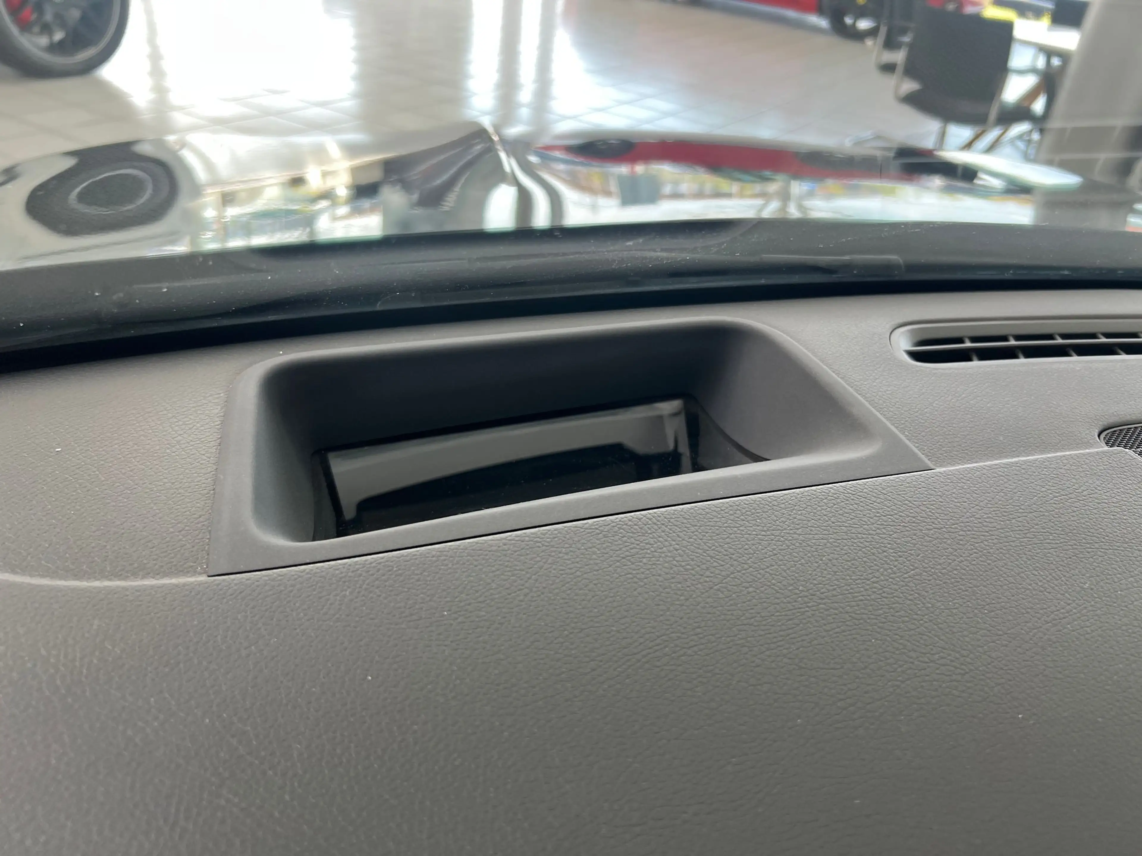 Mercedes-Benz A 45 AMG 4Matic PANO*BURMESTER*HUD*360°*DRIVERS* — photo 14