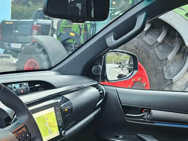 Toyota Hilux Hilux DK Invincible 4WD 2,8 D-4D Aut. Invincible Ansicht 7