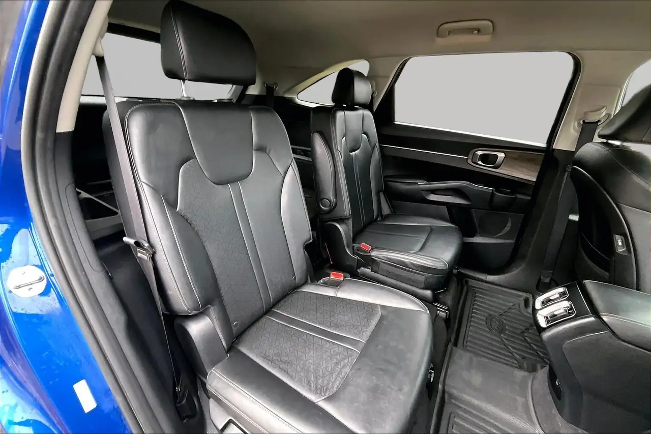 Kia Sorento снимка Kia Sorento