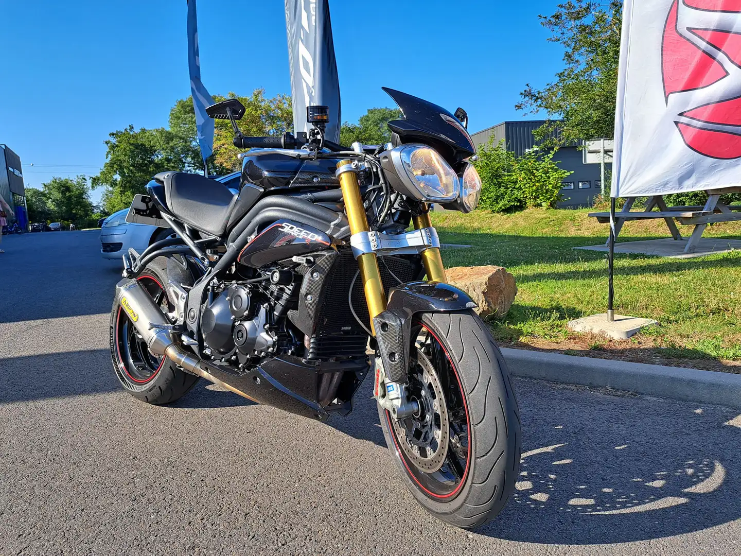 Triumph Speed Triple 1050 Negru - 2