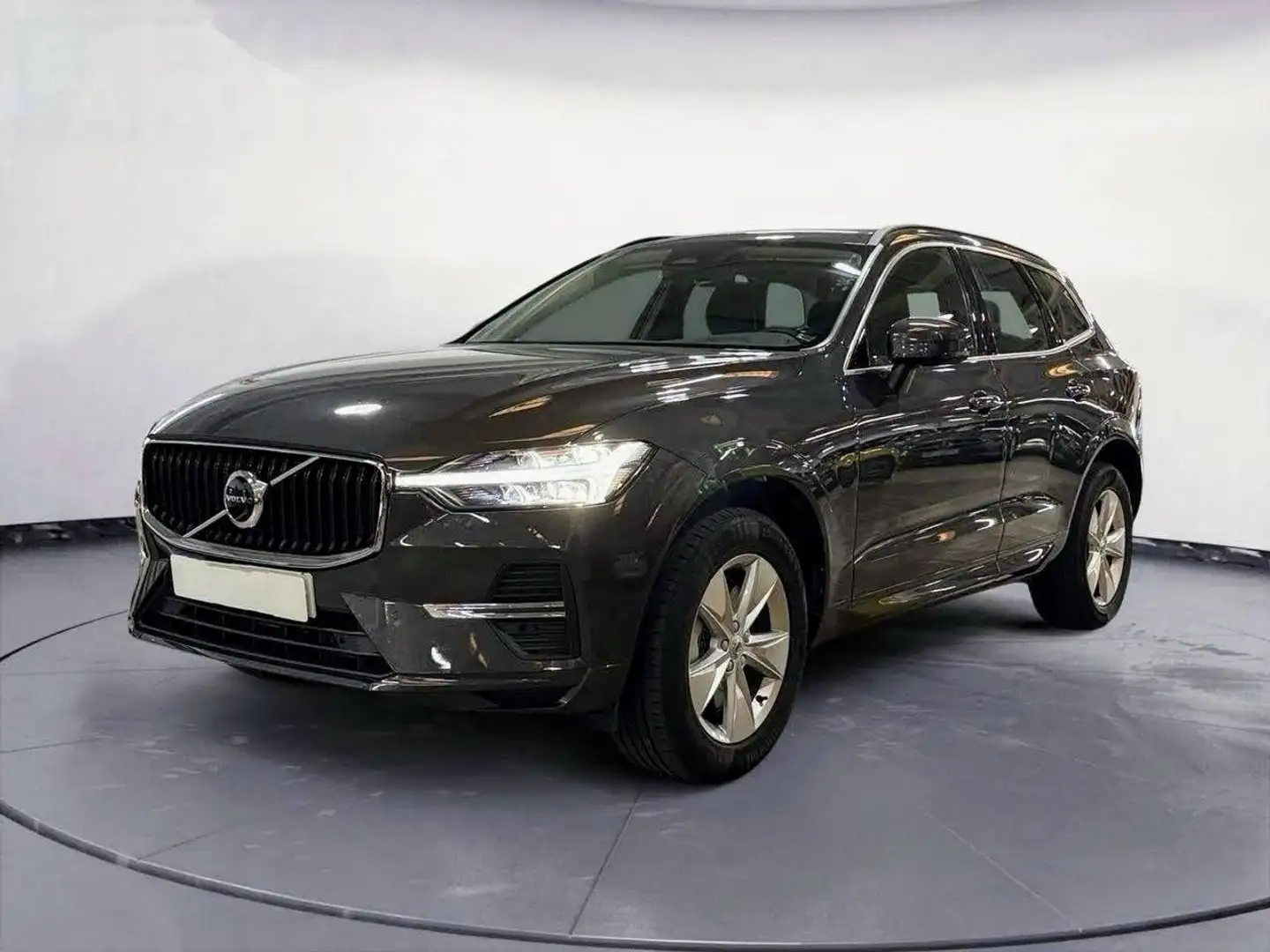 Volvo XC60 XC60 B4 Momentum Pro FWD Aut. Momentum Pro Gris - 2