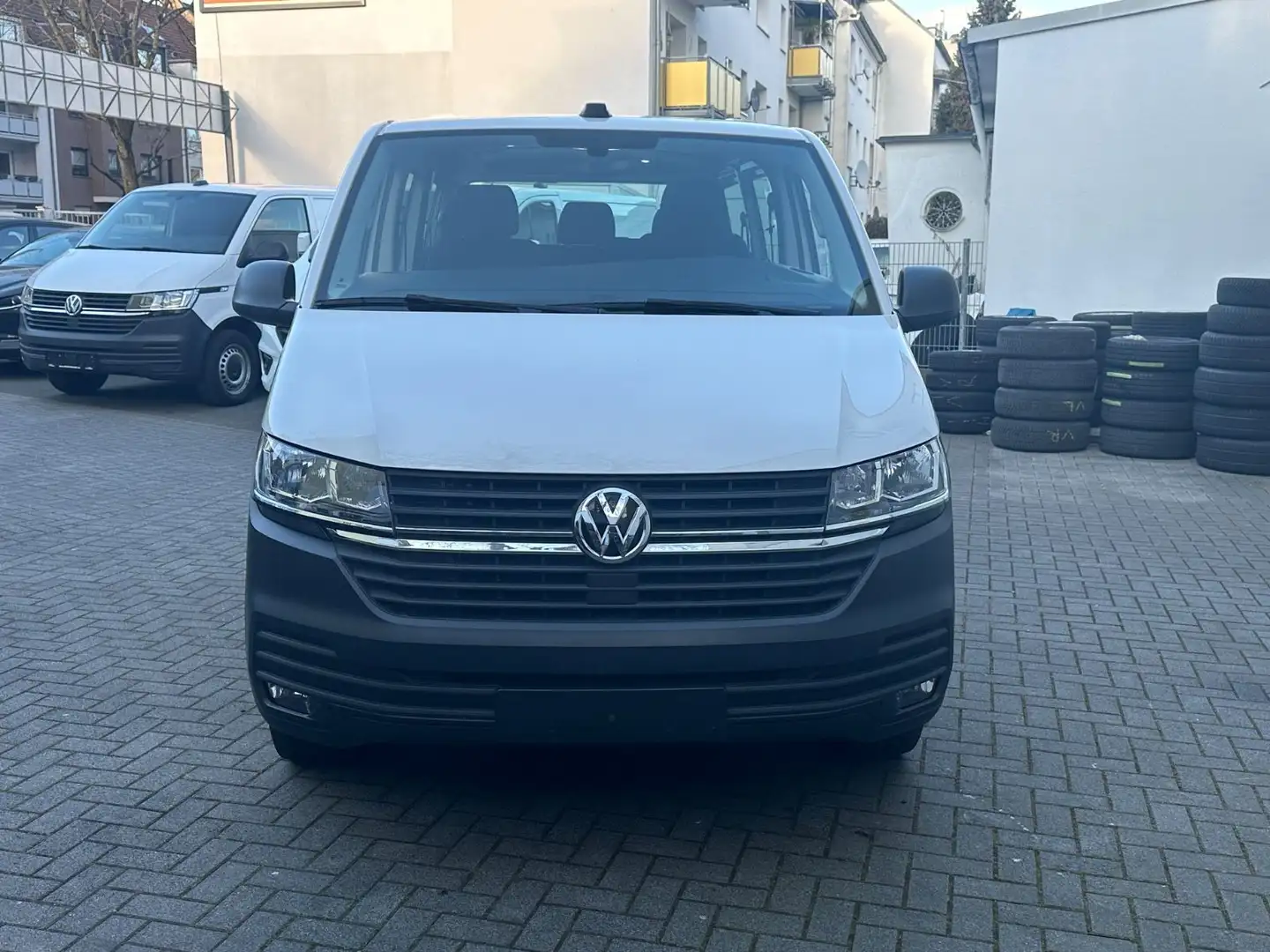 Volkswagen T6 Kombi *KLIMA*SHZ*NAVI*CARPLAY*8xSITZE*MÜDIGKEI Blanco - 2
