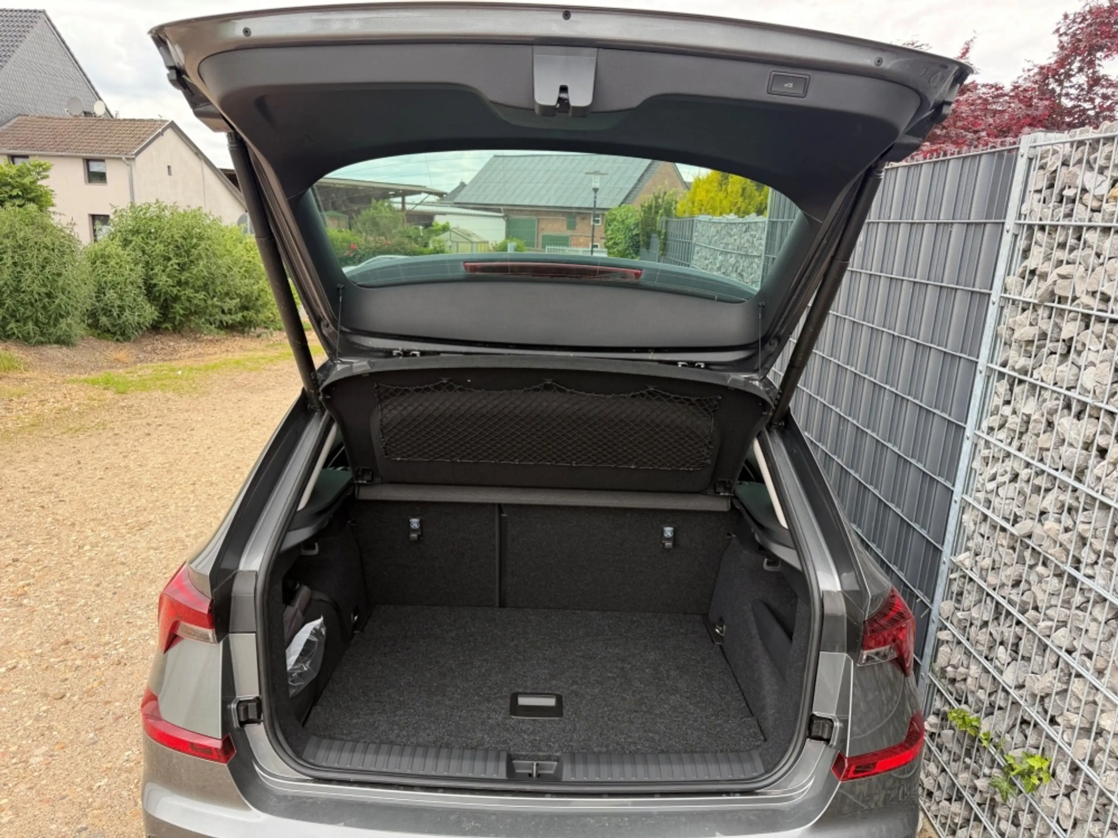 Skoda Kamiq 1.5 TSI DSG 130 Jahre Premium EHK 5JG — photo 6