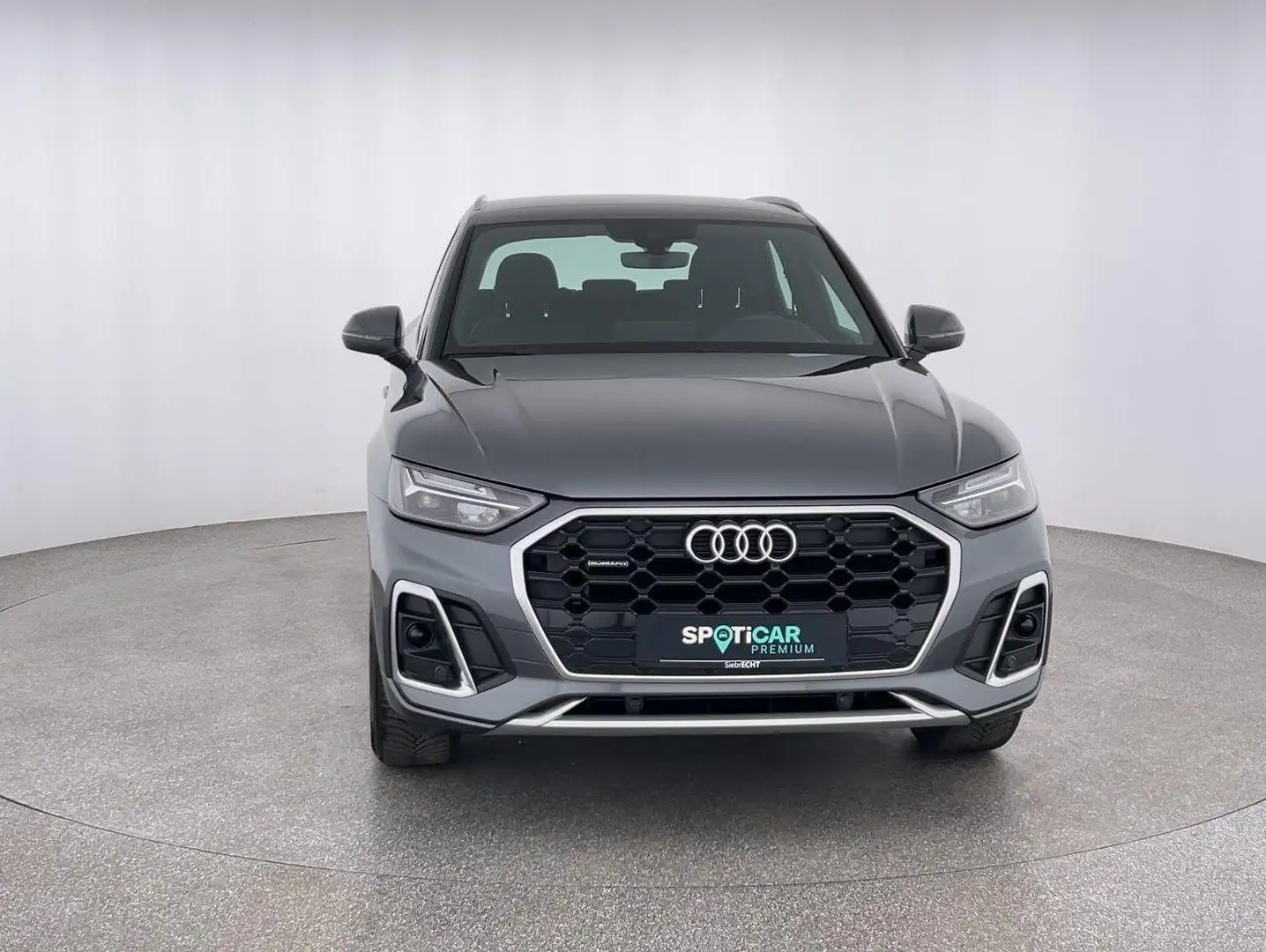 Audi Q5 40 quattro 2.0 TDI*NAVI*SHZ*PDC*uvm Grau - 2