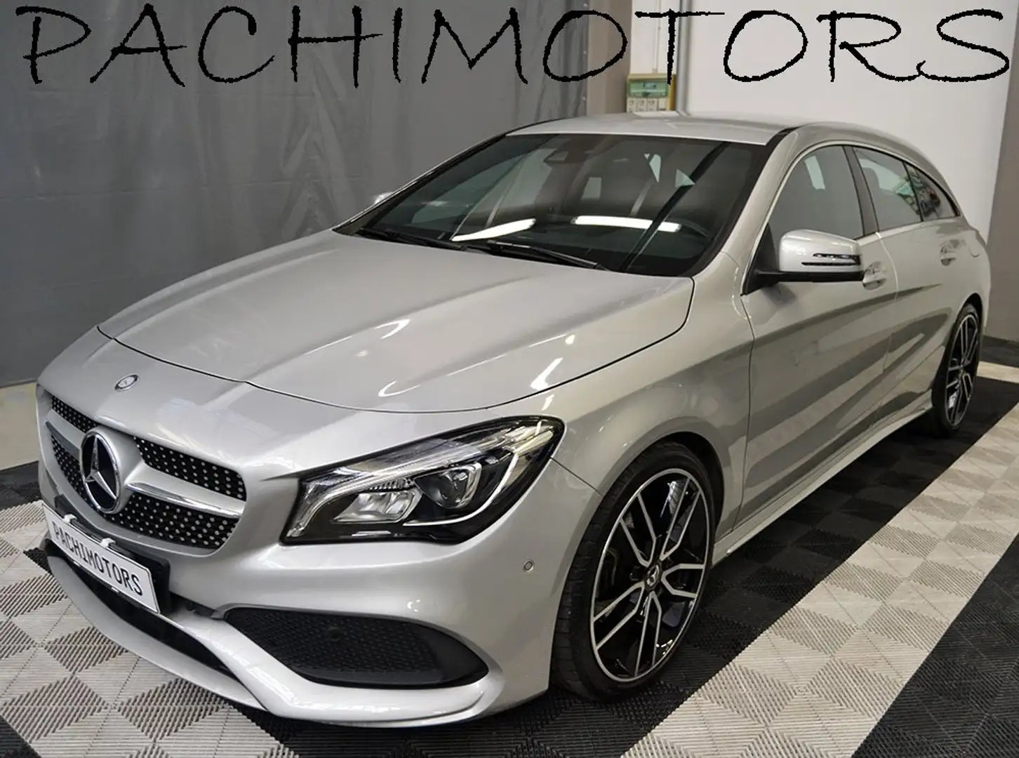 Mercedes-Benz CLA 180 Shooting Brake Premium Amg-Cerchi 19"-Led ** Argento - 1
