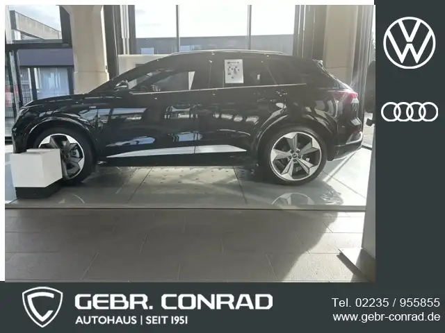 Audi 40 e-tron NP: 76.000 €