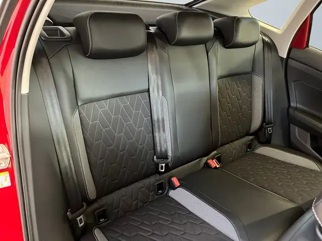 Volkswagen Taigo view 11