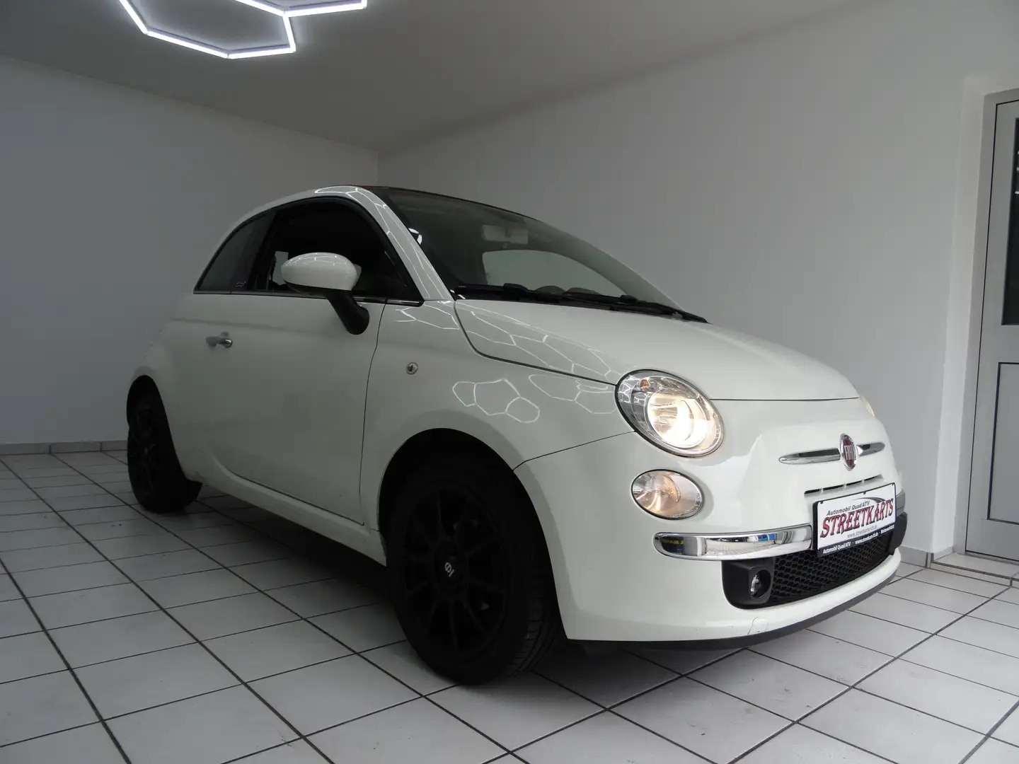 Fiat 500 Lounge Isofix Klima Bluetooth BC Soundsystem Weiß - 1