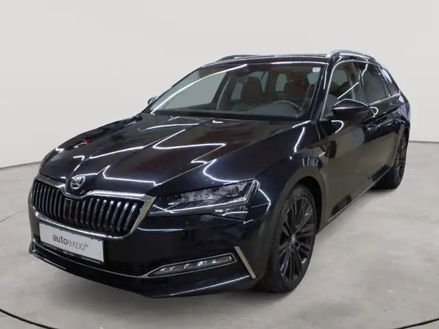 Skoda Superb view 2