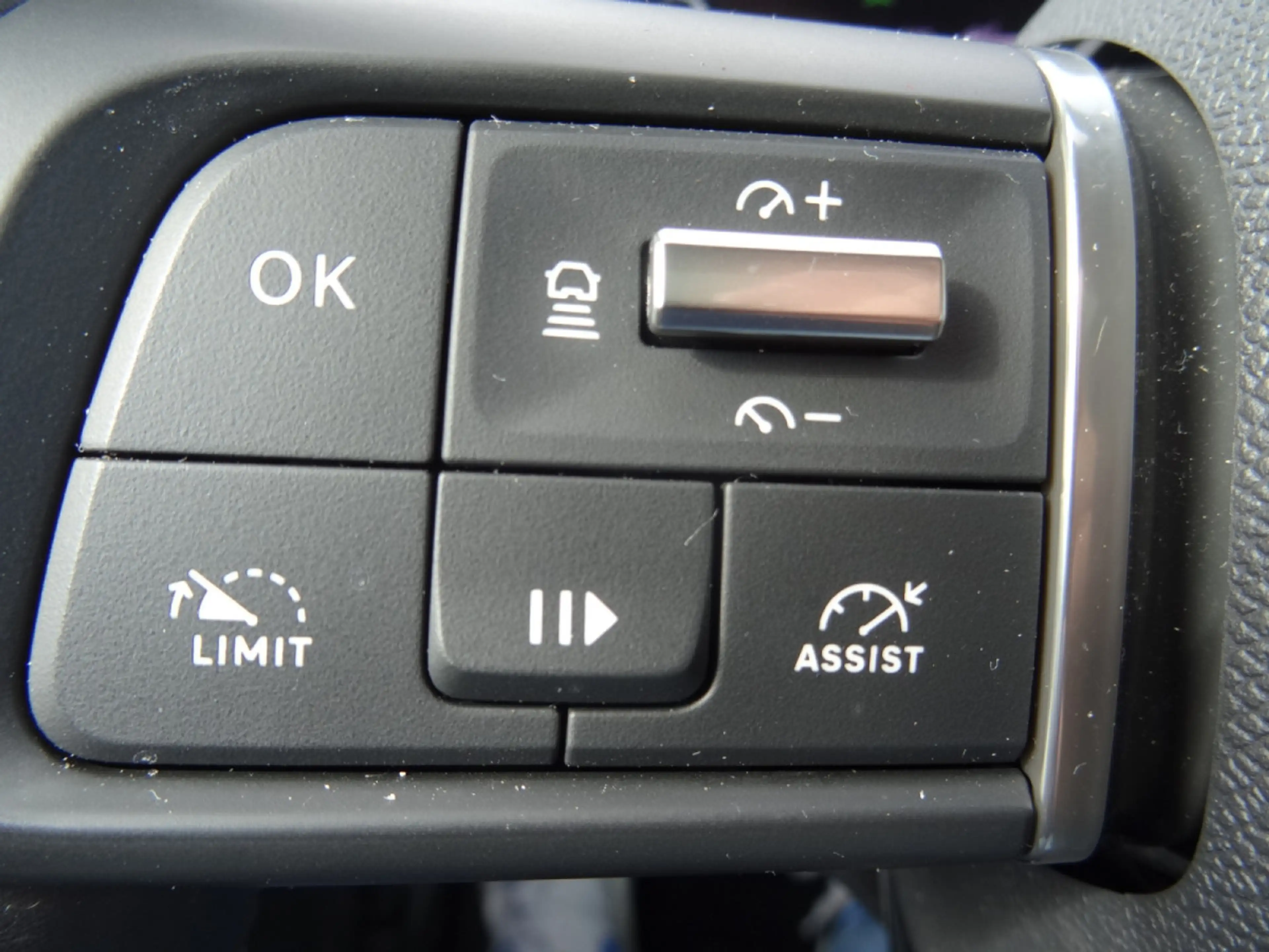 Citroen C4 MAX 1.5 Blue Hdi 130 Automatique — photo 11