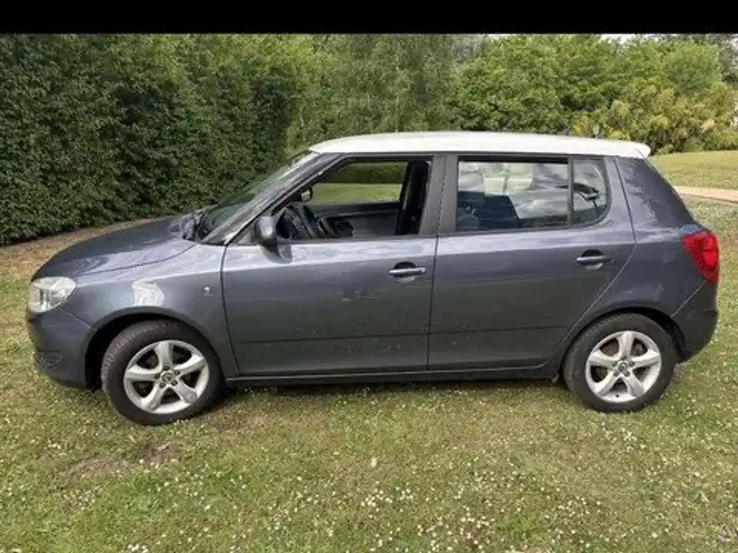 Skoda Fabia 1.2i 12v Disney on Ice Bleu - 2