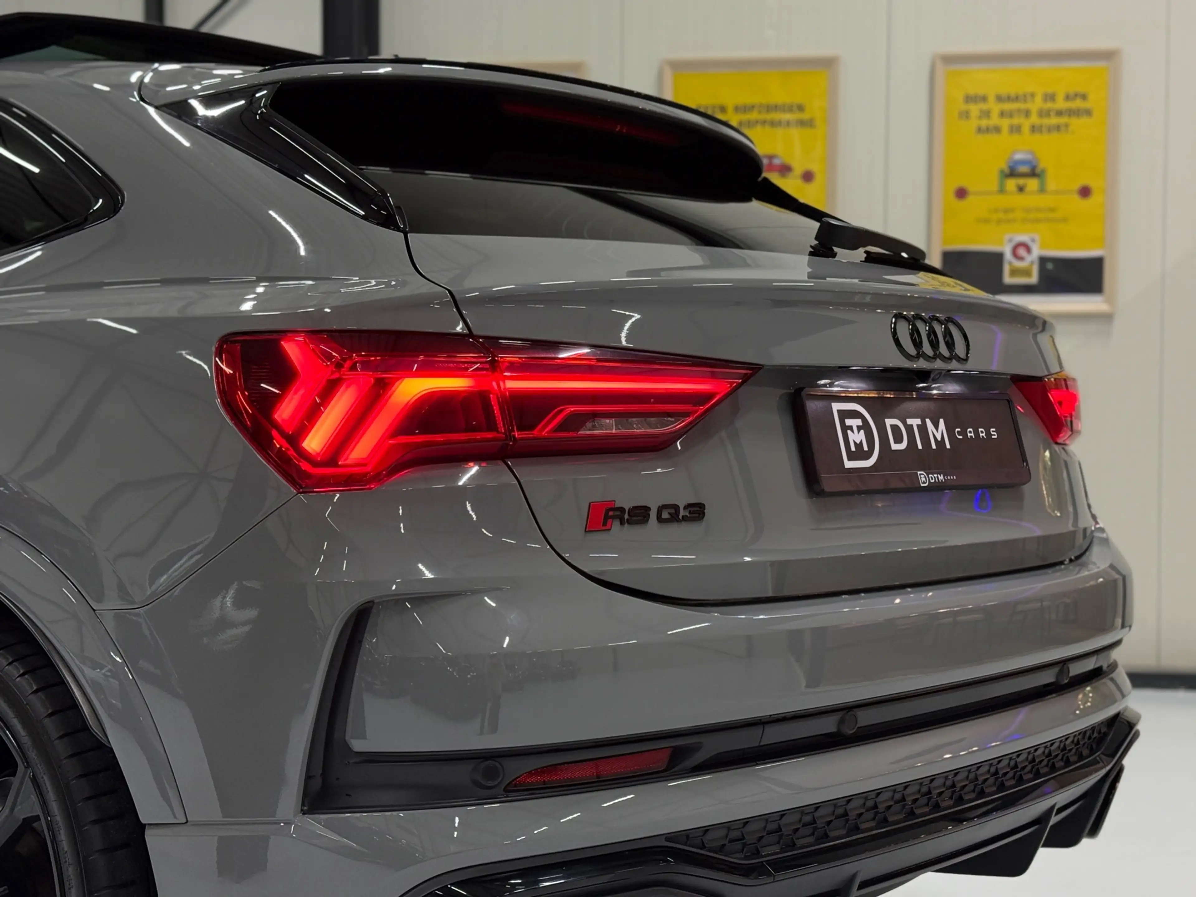 Audi RS Q3 Sportback 2.5 TFSI QUATTRO|Pano | Nardo Grey | Mat — photo 10