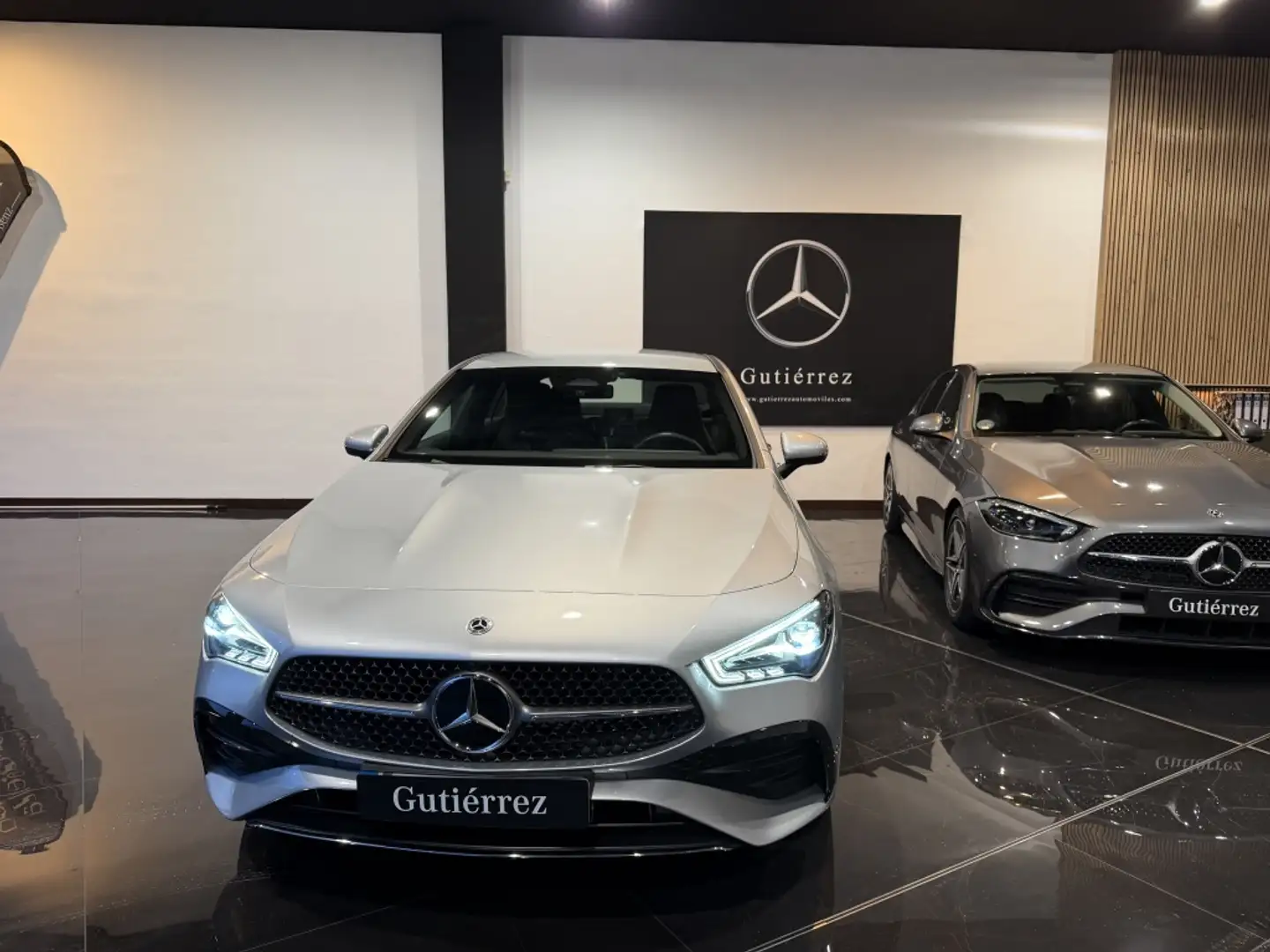 Mercedes-Benz CLA 250 250e 8G-DCT Argent - 2