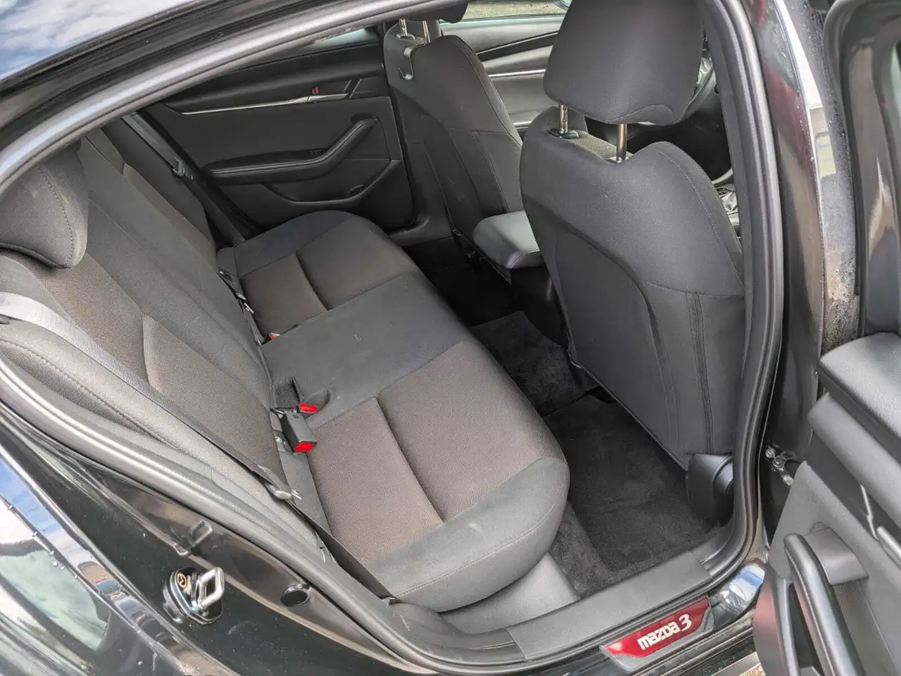 Mazda 3 снимка Mazda 3