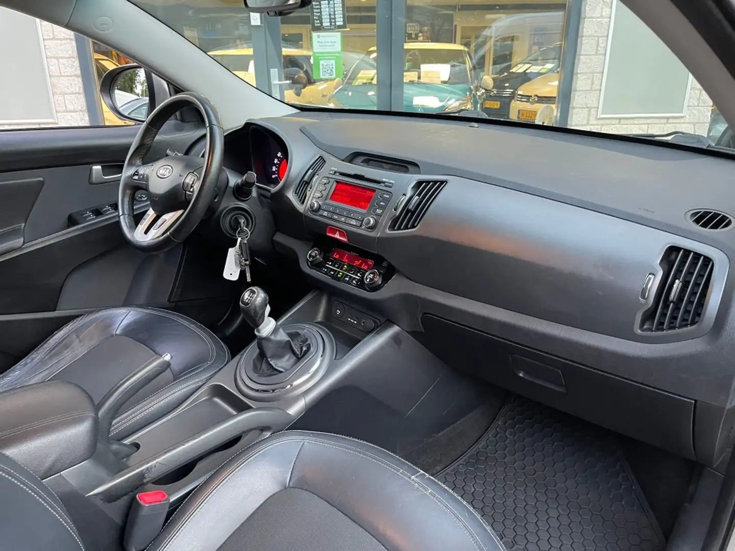 Kia Sportage 1.6 GDI X-ecutive + Airco Leer NAP Beurt Grau - 2