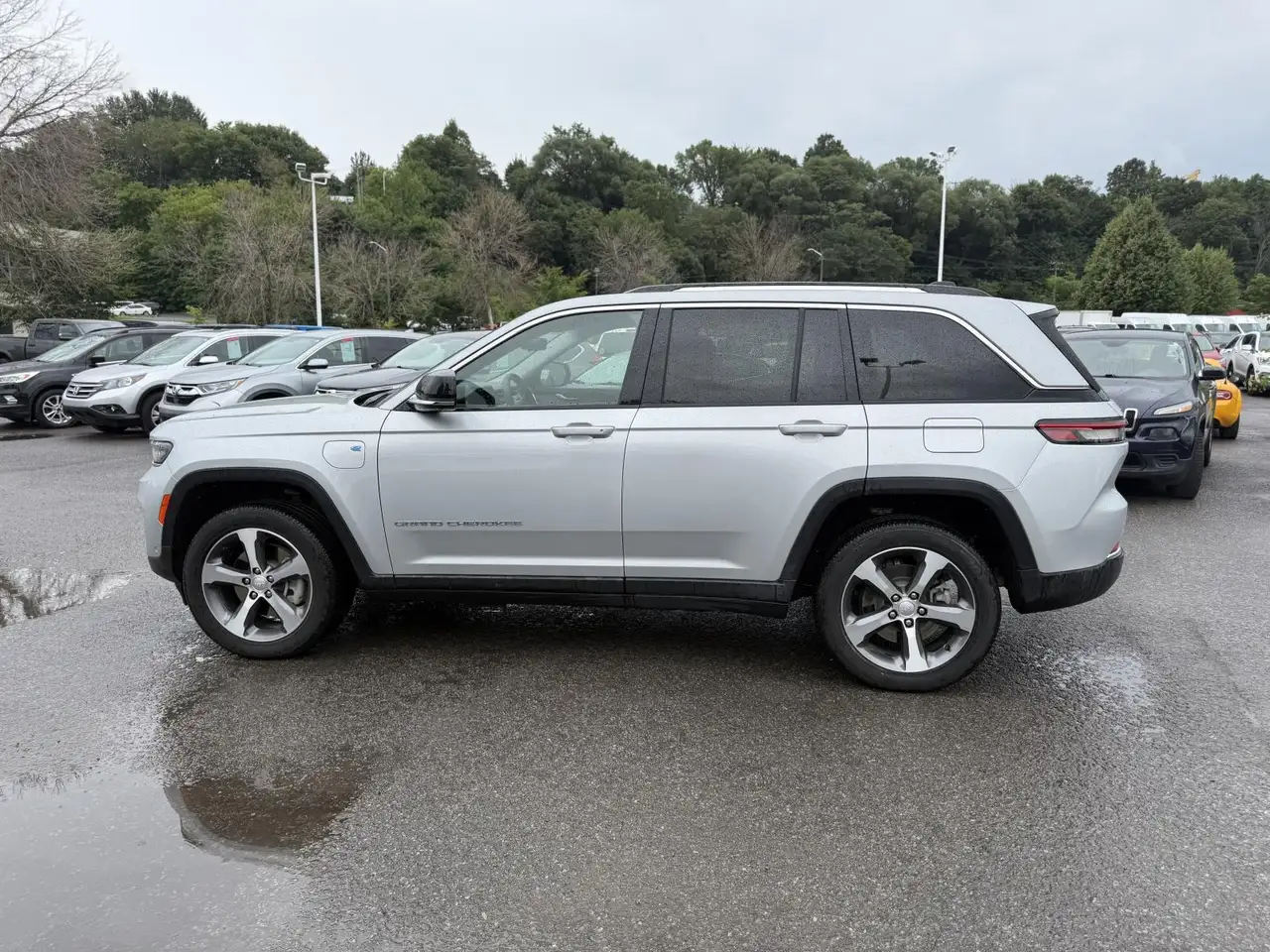 Jeep Grand Cherokee снимка Jeep Grand Cherokee
