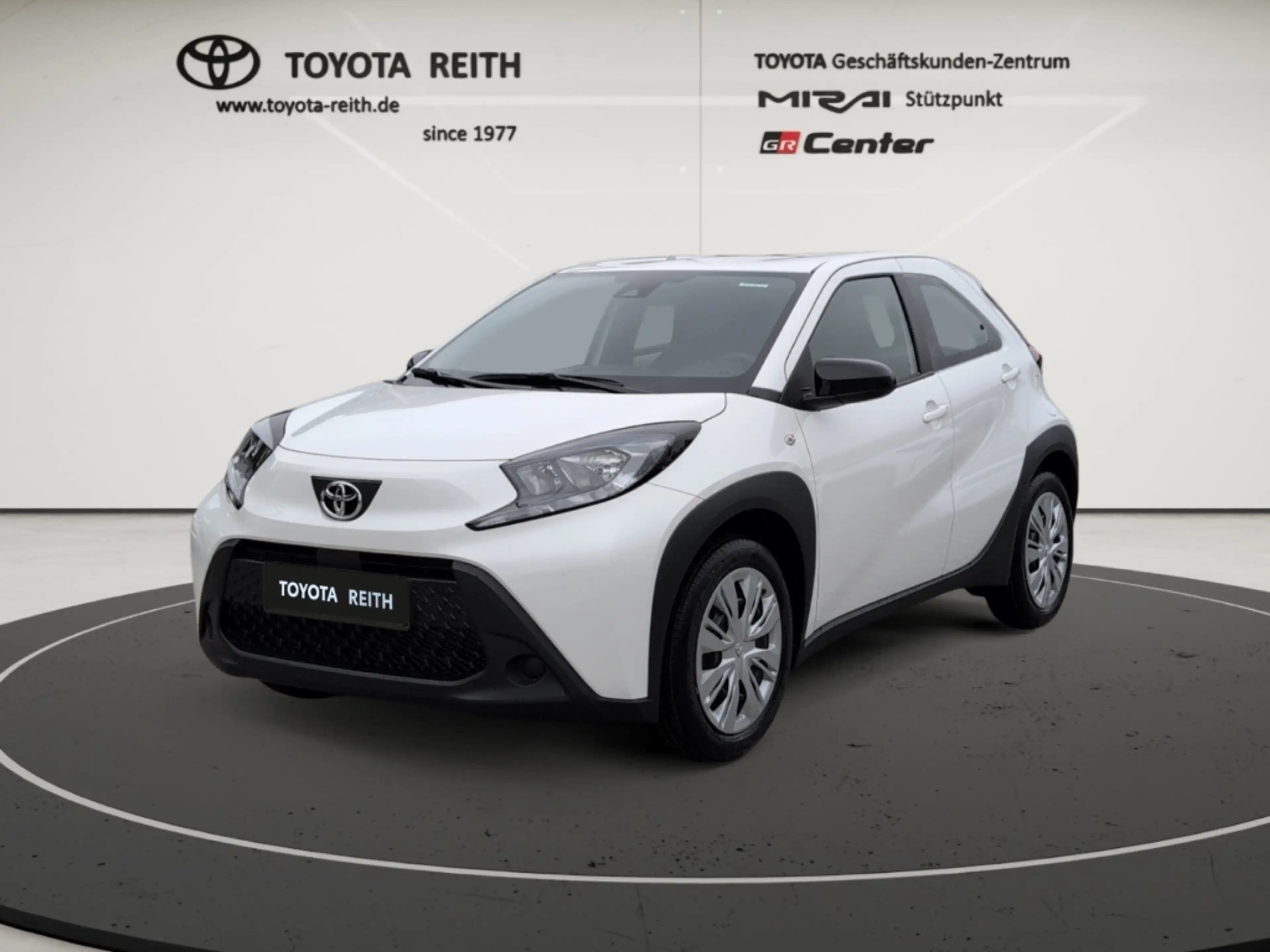Toyota Aygo X 1.0 VVT-i EU6e 1,0 l Business Edition 5 M T Apple