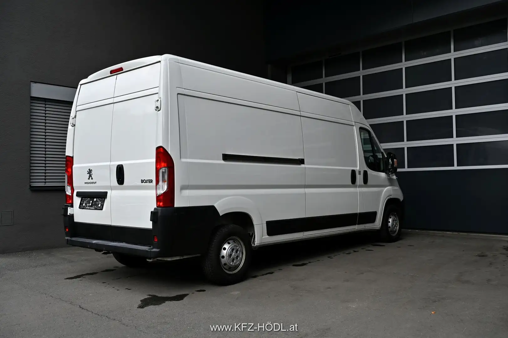 Peugeot Boxer 335 2.2 BlueHDi Pro L3H2 S&S Pickerl NEU Biały - 2