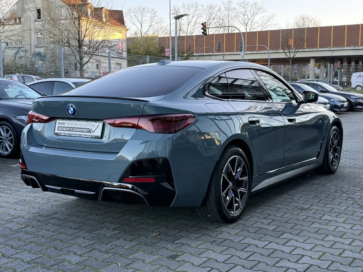 BMW i4 M50 xDrive M Sport PRO//Leas.ab EUR665,-inkl. Grün - 2