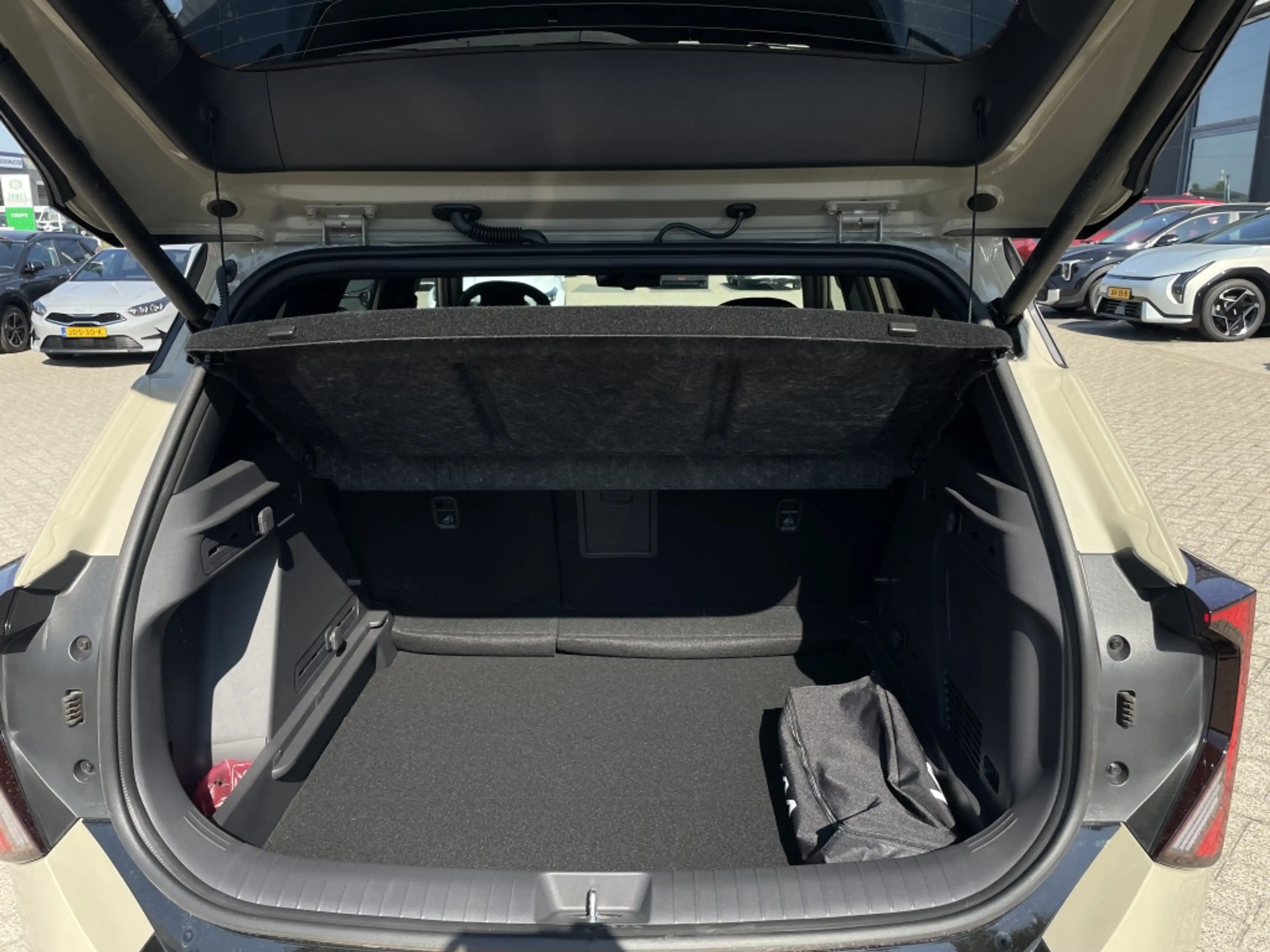 Kia Seltos 1.6 GDi Hyb. X-Line — photo 9