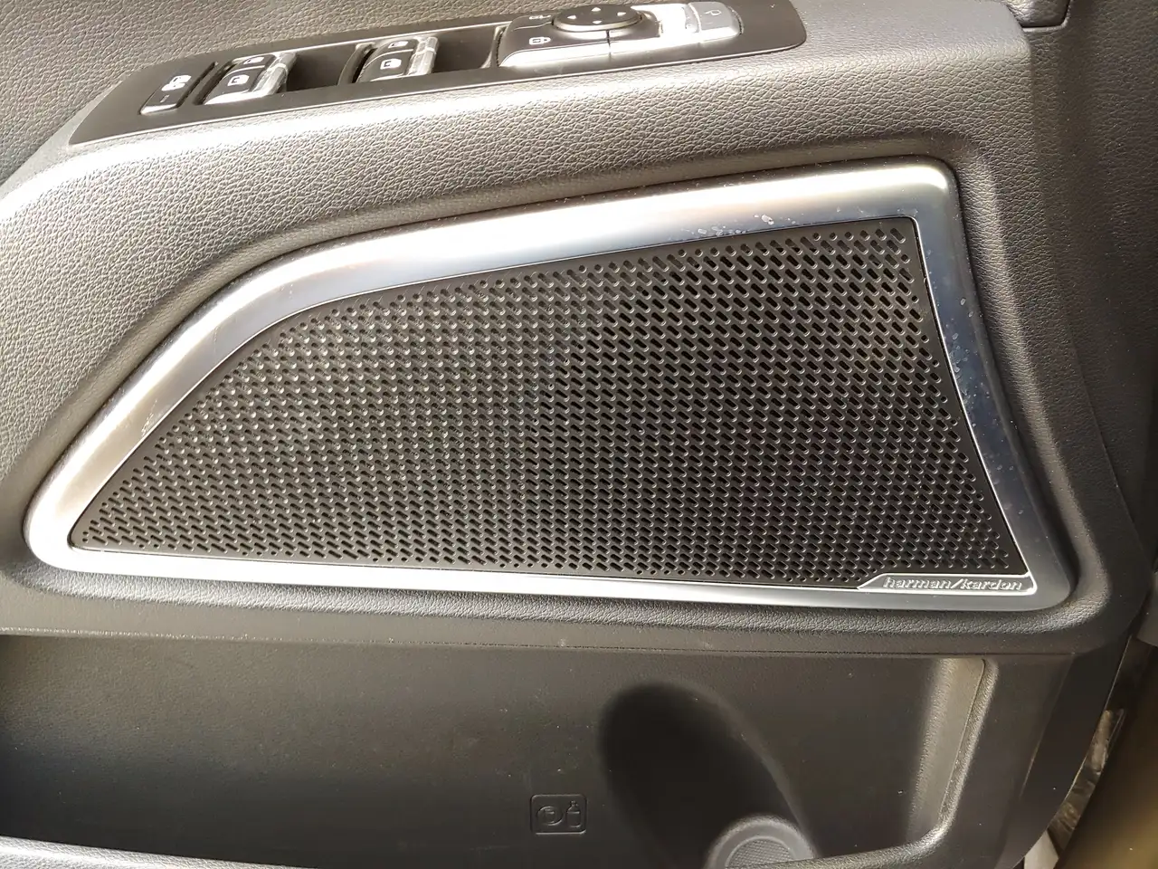 Kia Telluride снимка Kia Telluride