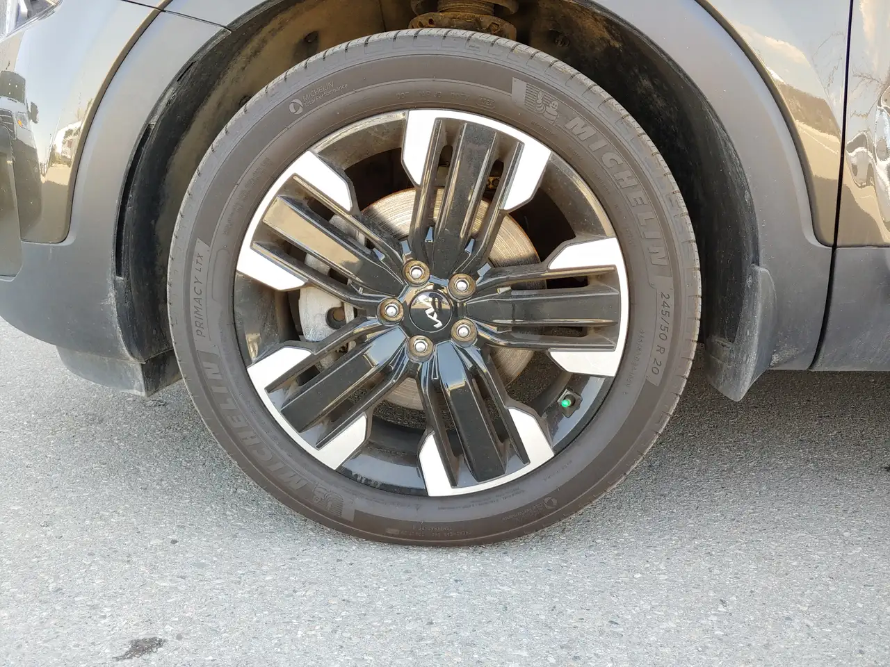 Kia Telluride снимка Kia Telluride