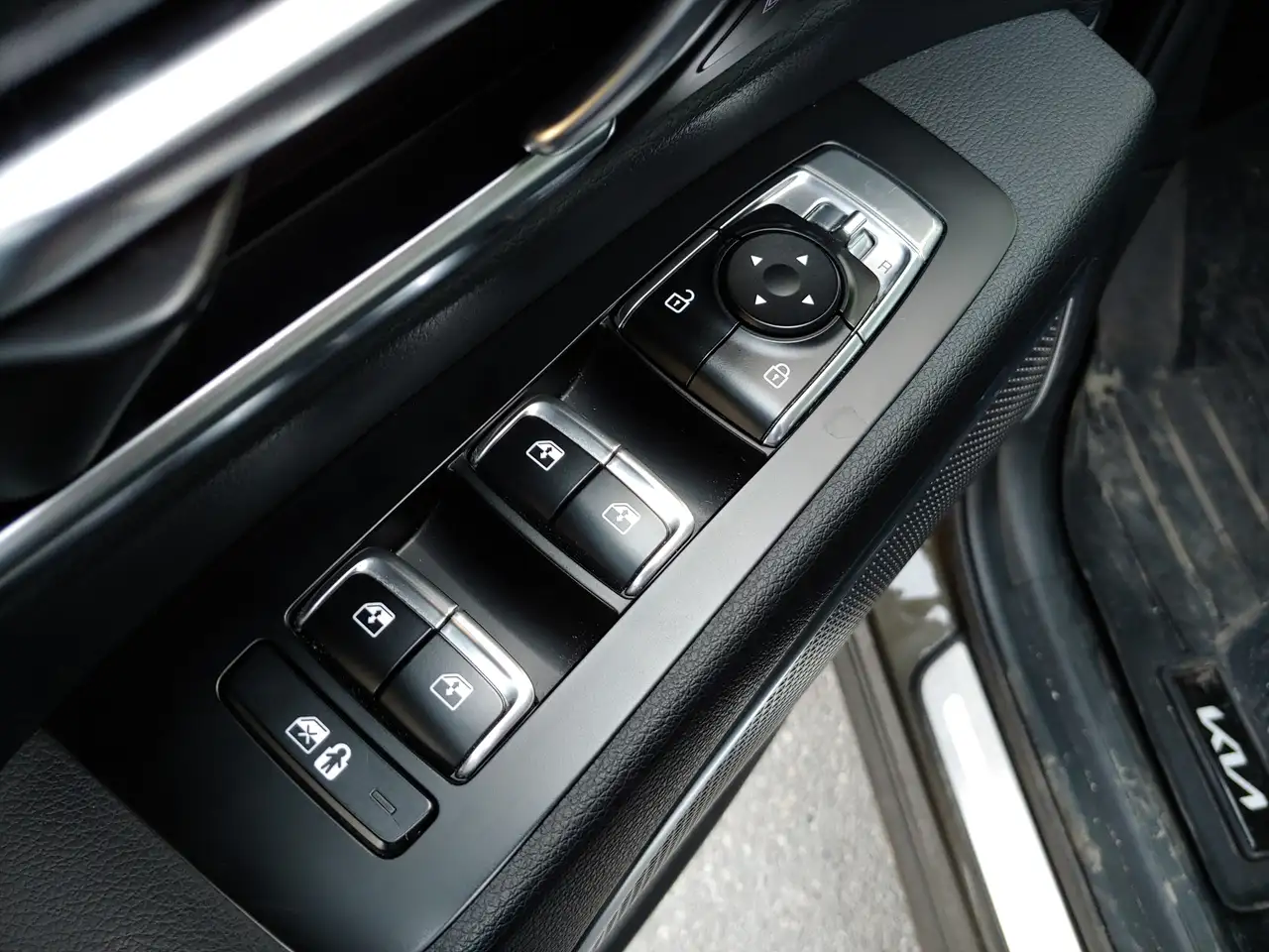 Kia Telluride снимка Kia Telluride