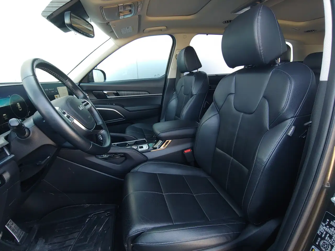 Kia Telluride снимка Kia Telluride