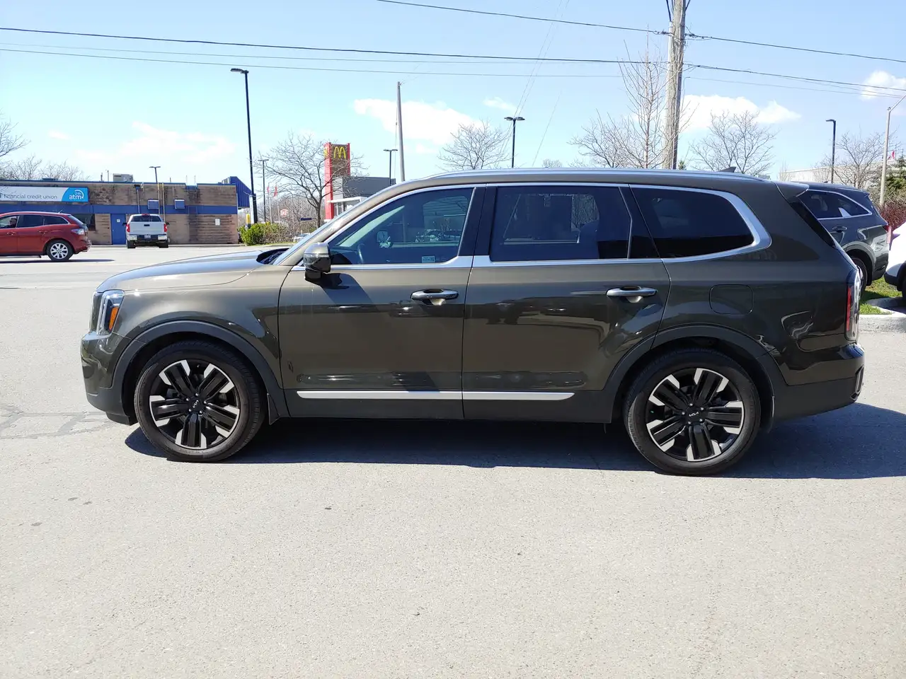 Kia Telluride снимка Kia Telluride