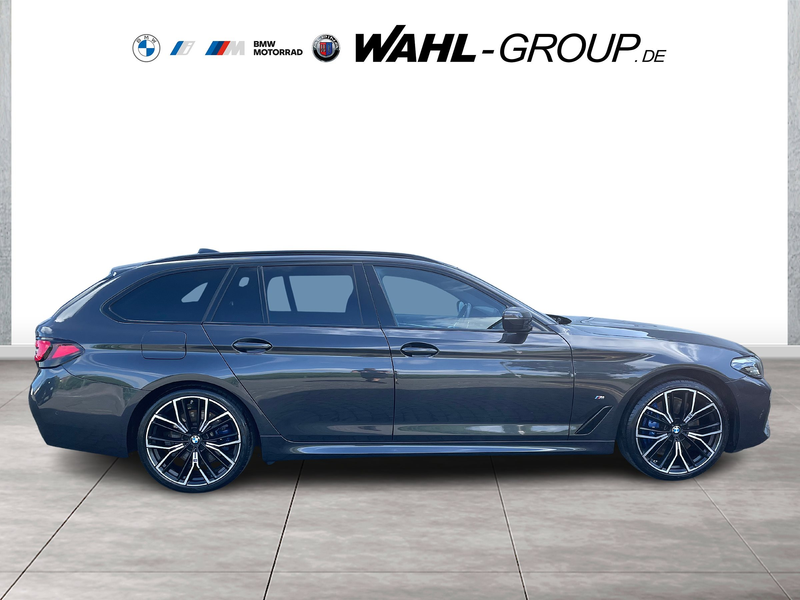 BMW 540 d xDrive Touring — photo 5