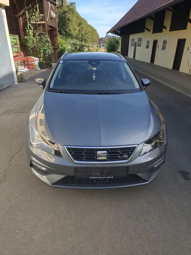 SEAT Leon ST 1.4 TSI ACT Start&Stop DSG FR Grau - 1