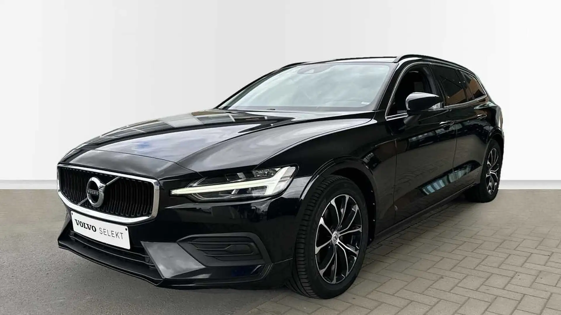 Volvo V60 II Momentum B4 mild hybride | Adapt Cruise control Noir - 1