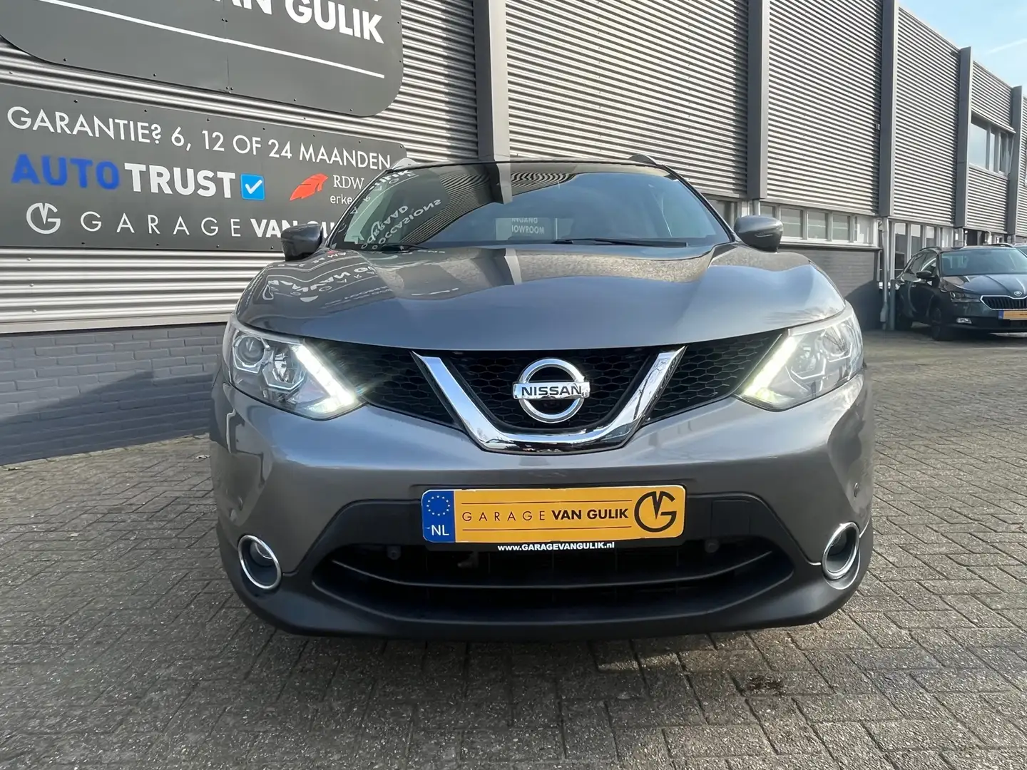 Nissan Qashqai 1.2 116PK Clima,Cruise,Navi,Bluetooth,Isofix,360Ca Grigio - 2