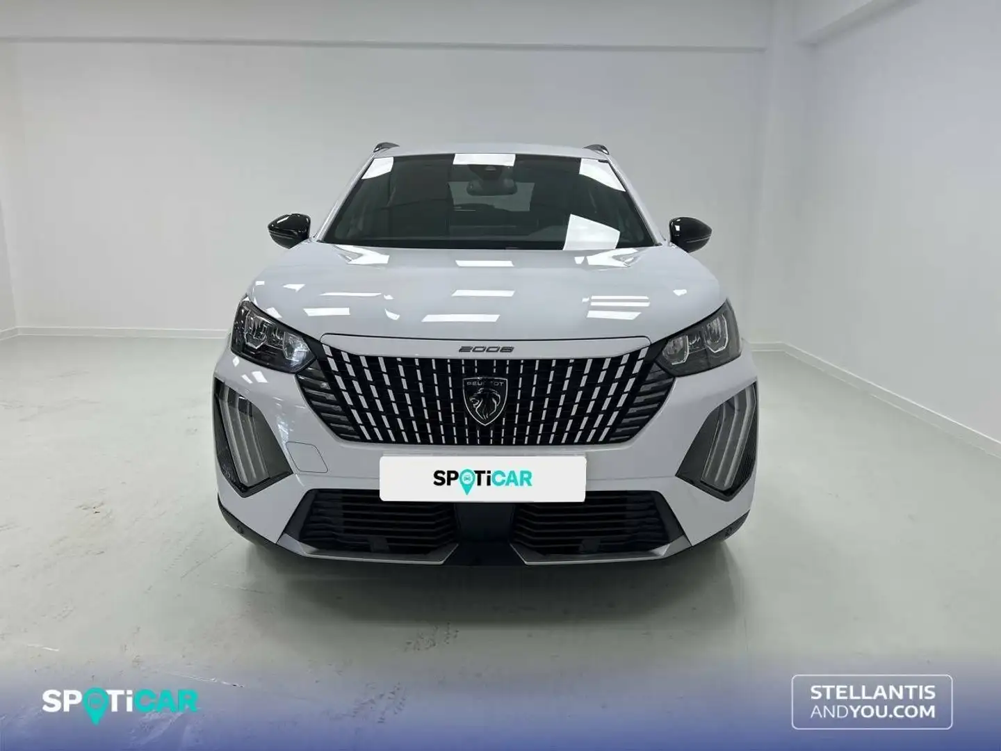 Peugeot 2008 1.2 PureTech S&S Allure EAT8 130 Wit - 2