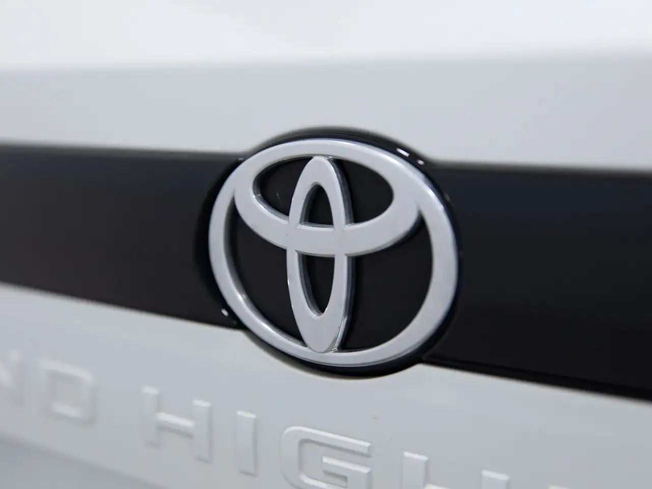 Toyota Grand Highlander fotografie Toyota Grand Highlander