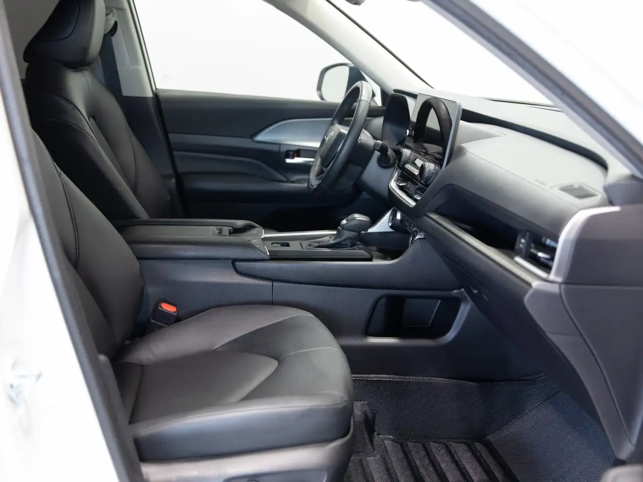 Toyota Grand Highlander fotografie Toyota Grand Highlander