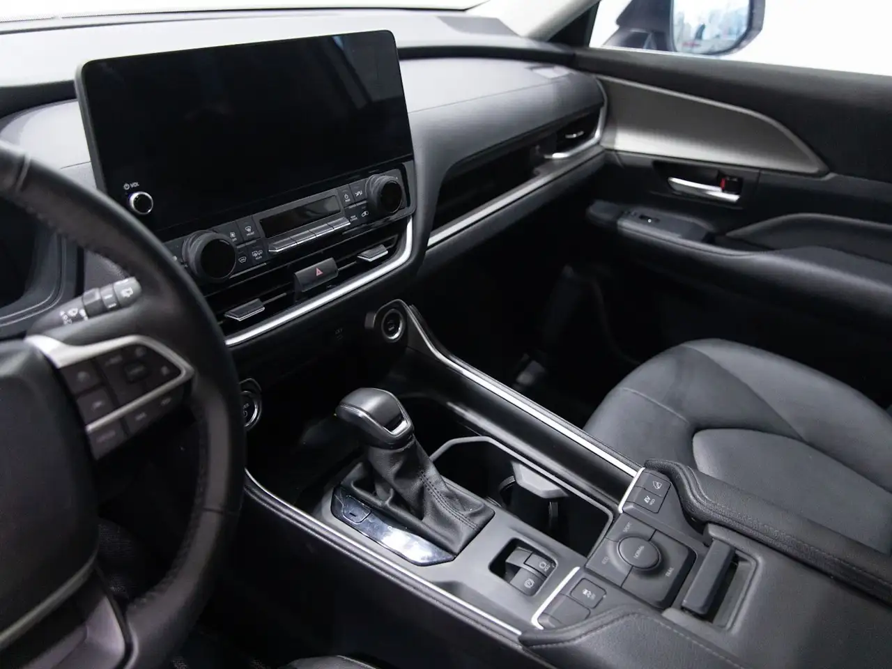 Toyota Grand Highlander fotografie Toyota Grand Highlander