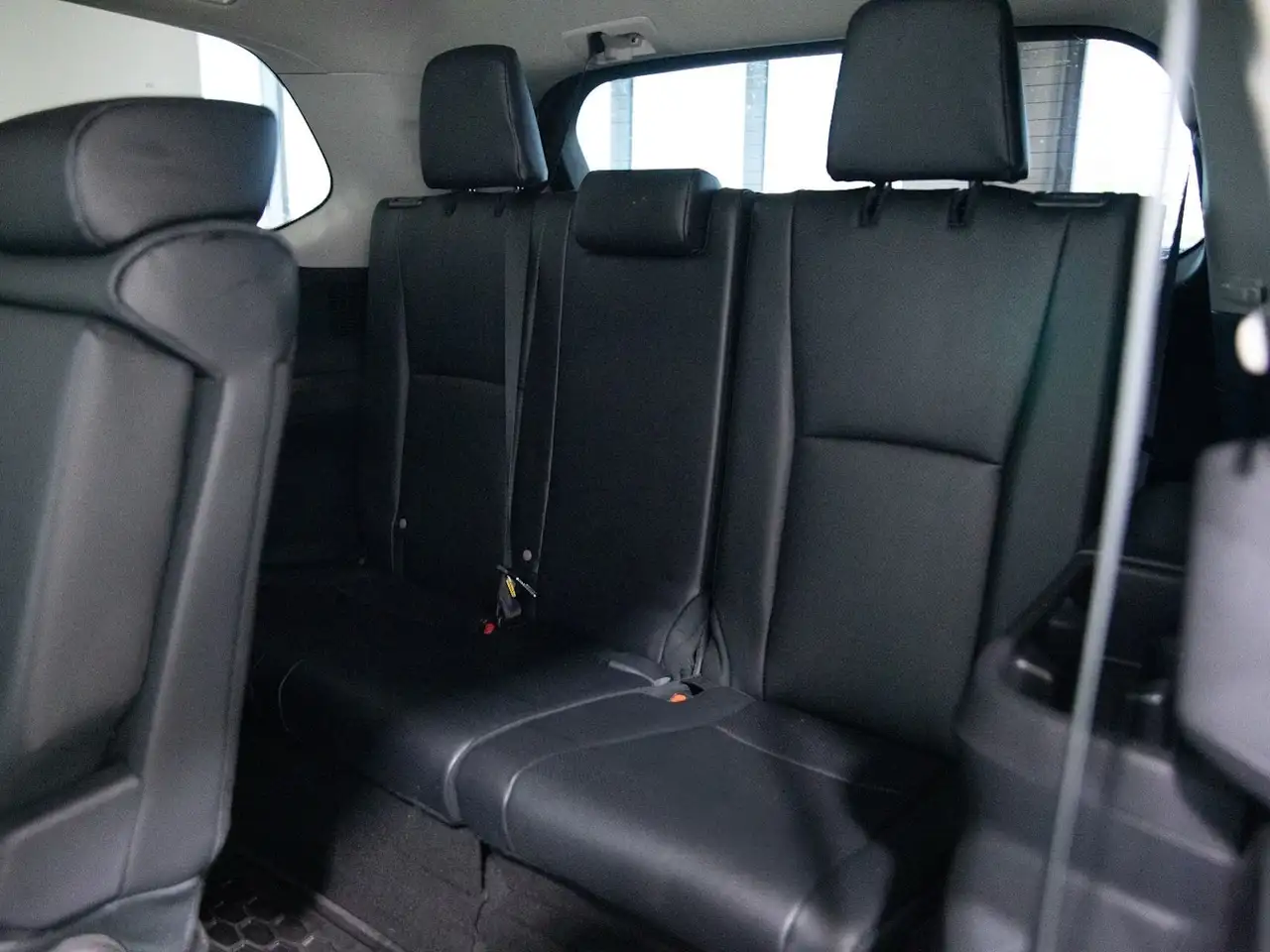Toyota Grand Highlander fotografie Toyota Grand Highlander