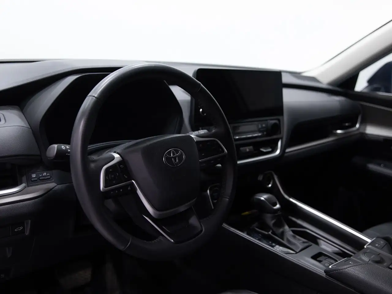 Toyota Grand Highlander fotografie Toyota Grand Highlander