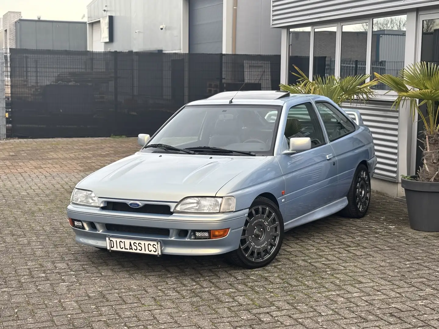 Ford Escort 2000 16V RS DOHC - 1