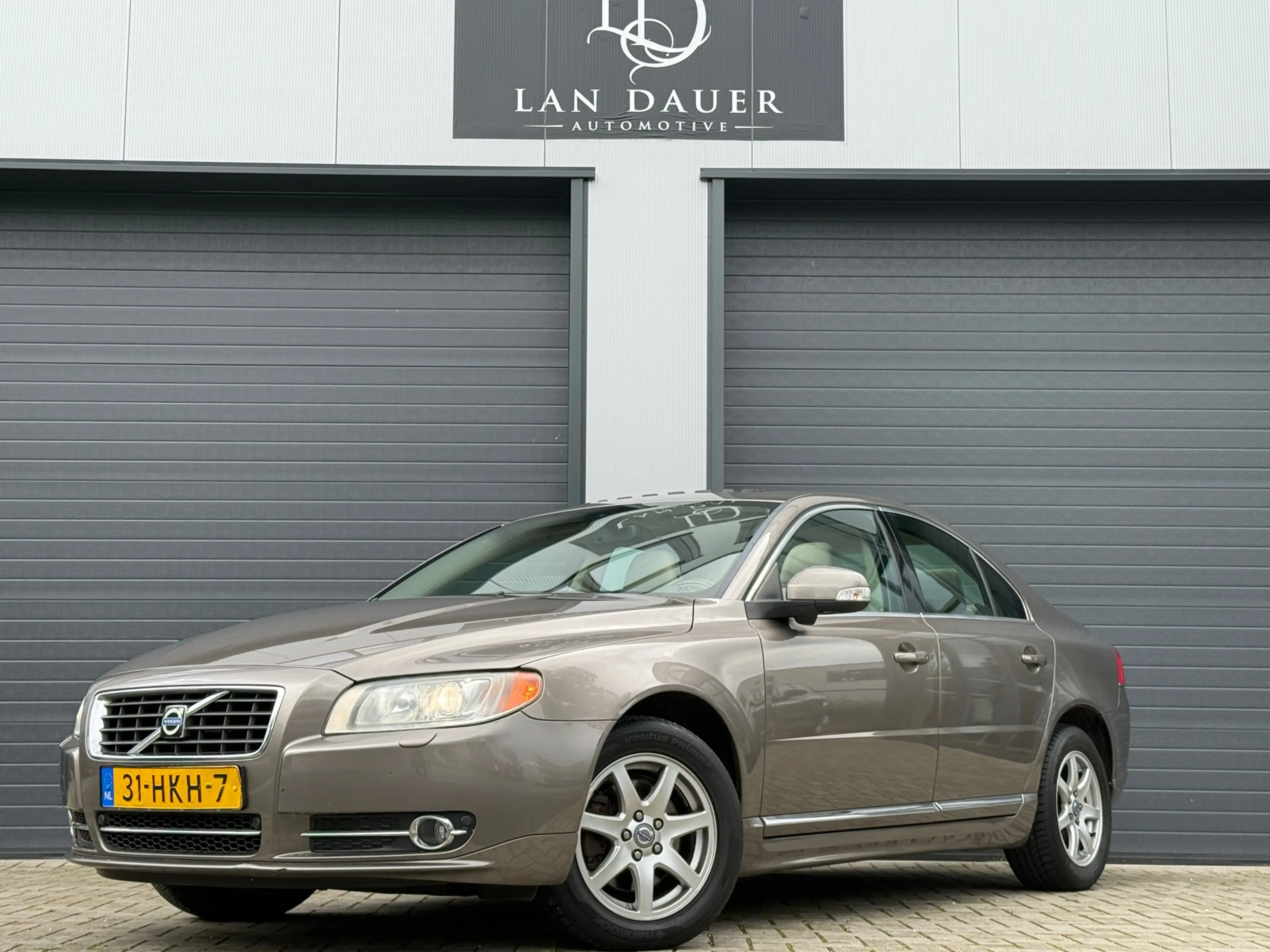 Volvo S80 3.2 Summum AUTOMAAT / SCHUIFDAK / LEDER / 1e Eigen