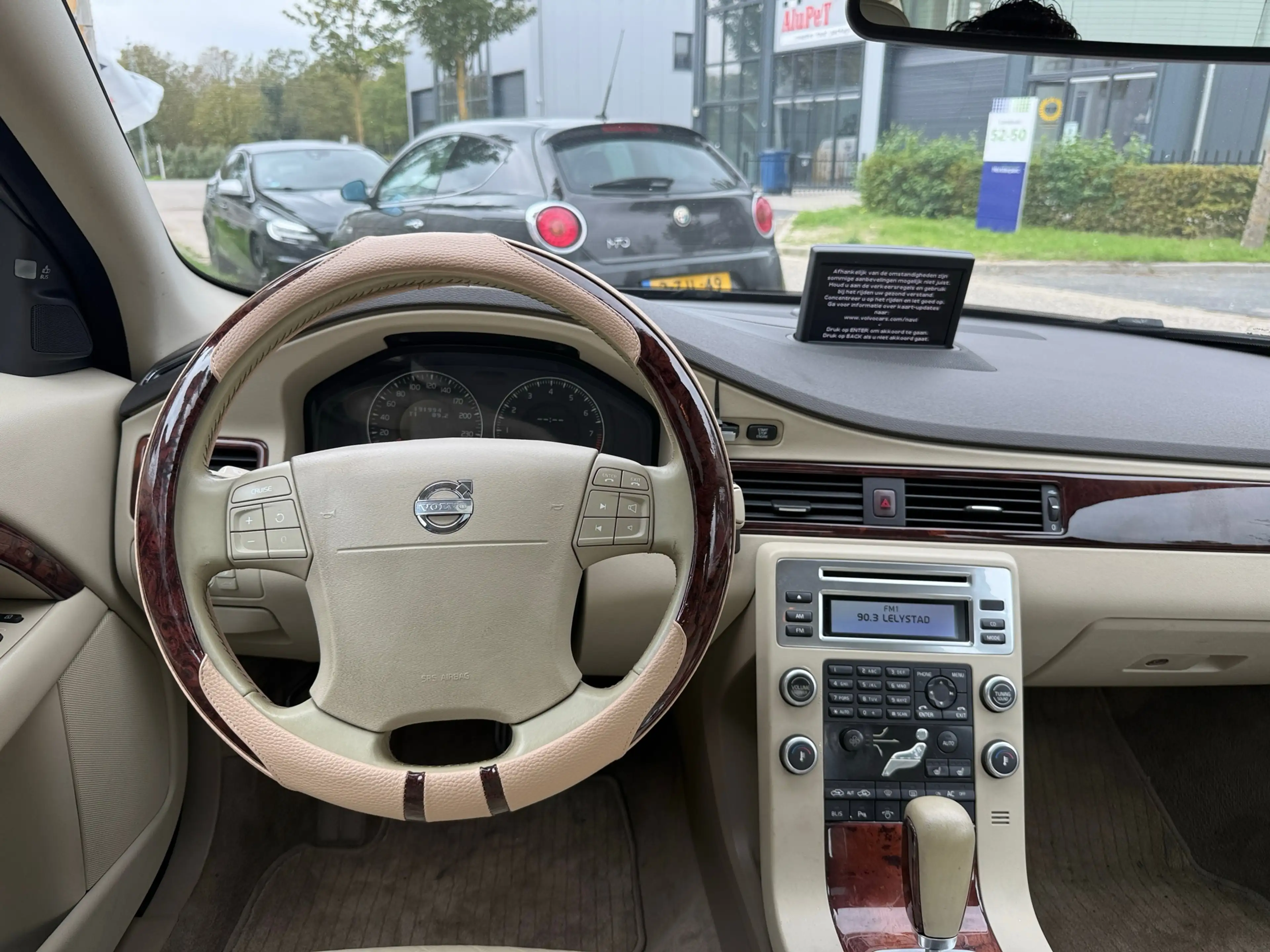 Volvo S80 3.2 Summum AUTOMAAT / SCHUIFDAK / LEDER / 1e Eigen — photo 5