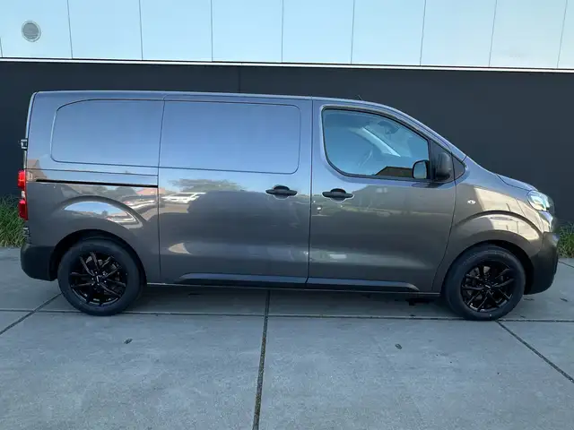 Citroen Jumpy view 3