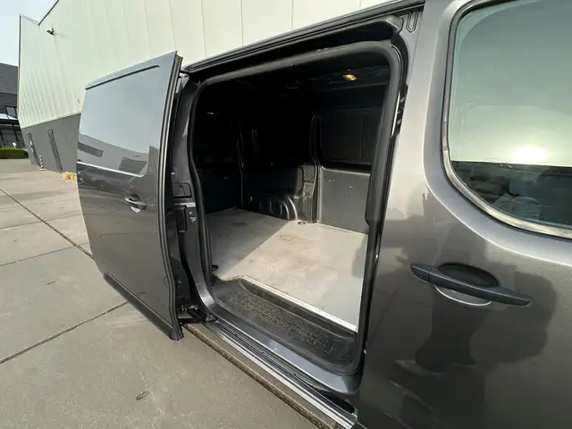 Citroen Jumpy view 9