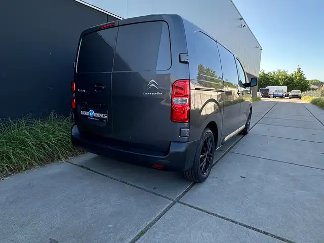Citroen Jumpy view 4